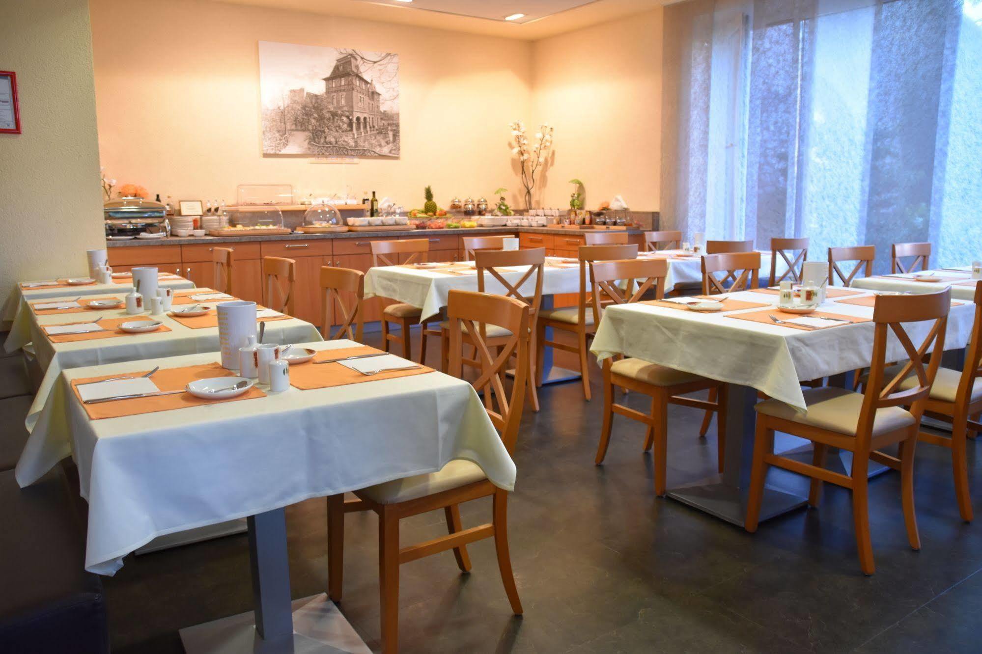 Fischzucht In Hotel Würzburg